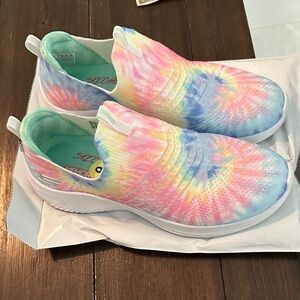 Skechers women’s sneakers